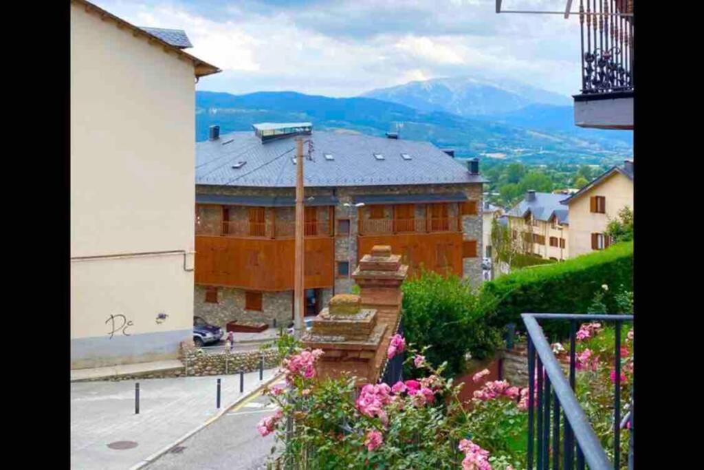 Puigcerda Centro. Acogedor Apartament En El Pueblo Exteriér fotografie